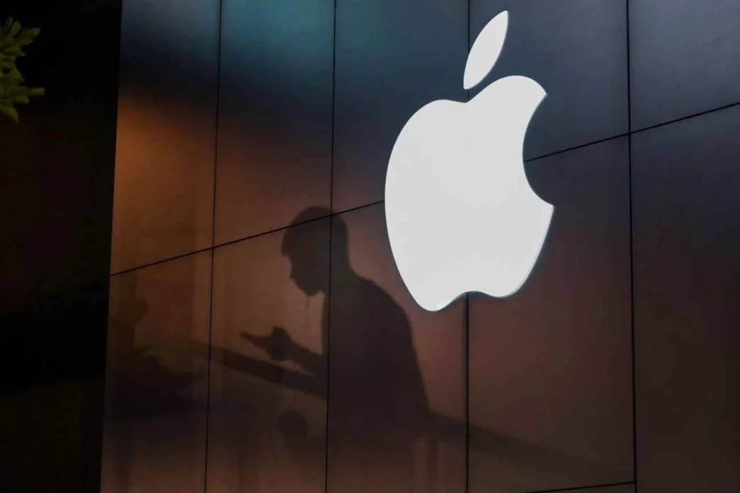 Apple Unveils a $500 Billion Investment Plan for the United States